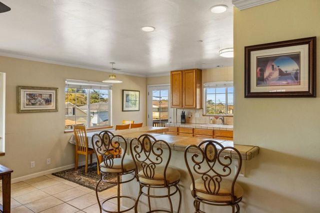 387 Ocean Avenue, Monterey, CA 93940