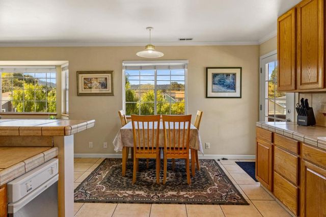 387 Ocean Avenue, Monterey, CA 93940