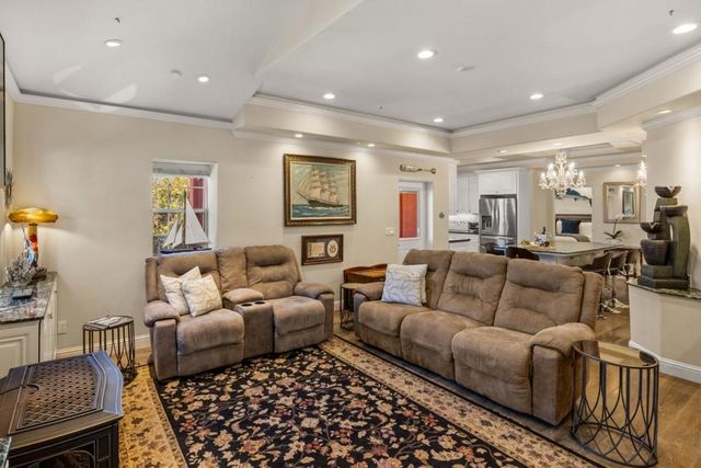 387 Ocean Avenue, Monterey, CA 93940