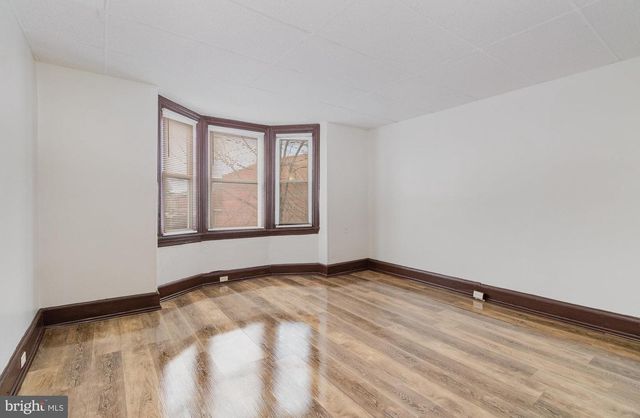 1353 HOWARD ST, Harrisburg, PA 17104