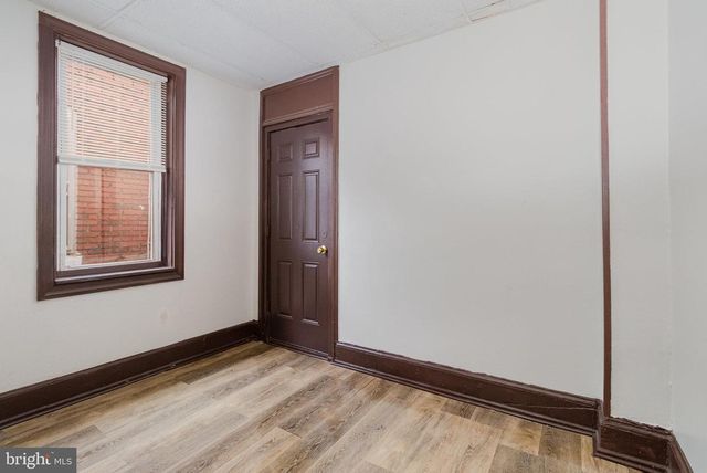 1353 HOWARD ST, Harrisburg, PA 17104