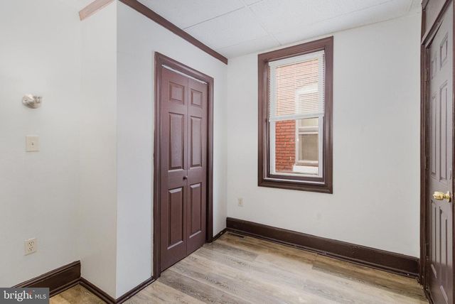 1353 HOWARD ST, Harrisburg, PA 17104