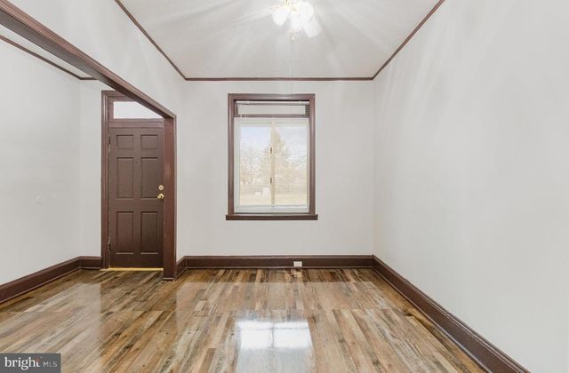 1353 HOWARD ST, Harrisburg, PA 17104