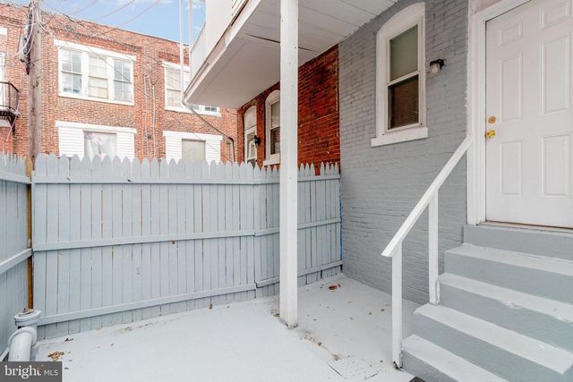 1353 HOWARD ST, Harrisburg, PA 17104