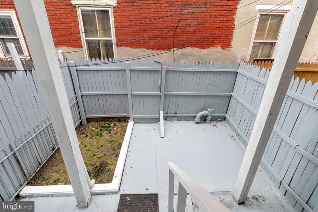 1353 HOWARD ST, Harrisburg, PA 17104