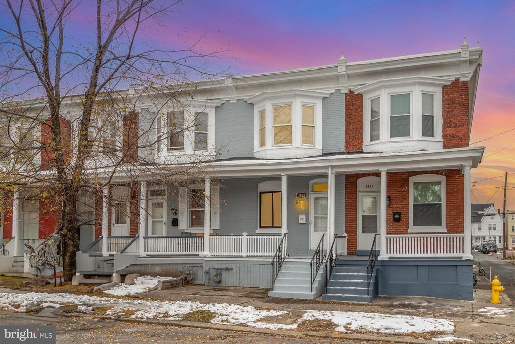 1353 HOWARD ST, Harrisburg, PA 17104