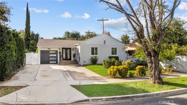 18019 Tiara, Encino, CA 91316
