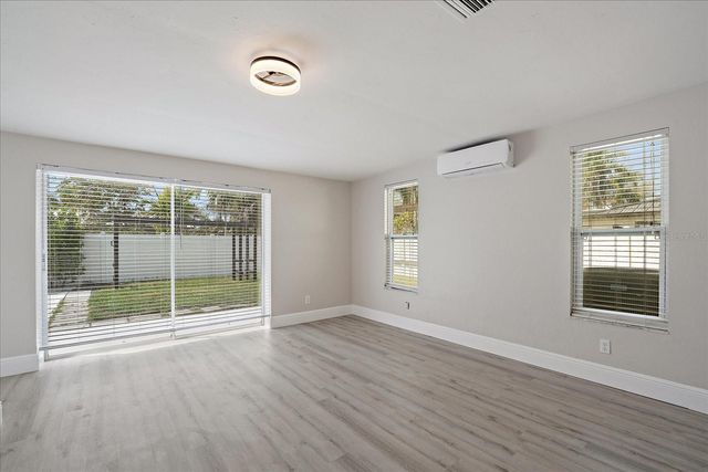 3118 KEY WAY, Sarasota, FL 34239