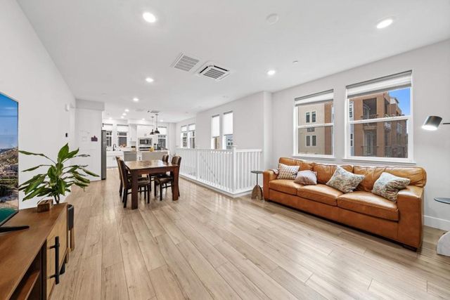 581 Yale Way, San Jose, CA 95117