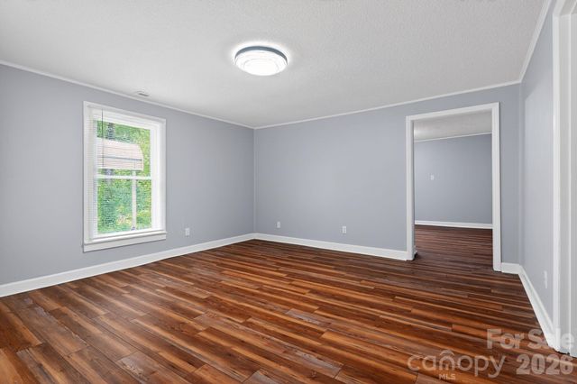 801 Woodlawn Avenue SW, Valdese, NC 28690