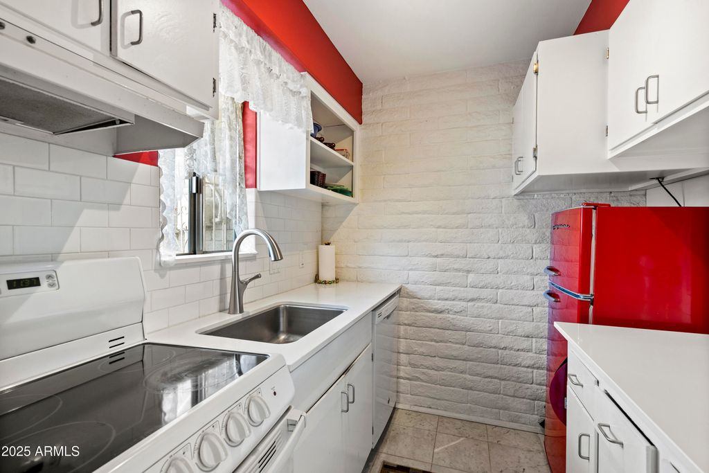 4800 N 68TH Street 265, Scottsdale, AZ 85251