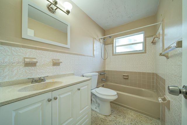 7358 SW 7360 23rd Street, Miami, FL 33155