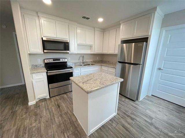 1424 Alta Vista Drive 1, Weslaco, TX 78596