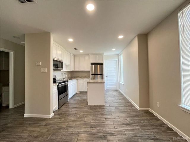 1424 Alta Vista Drive 1, Weslaco, TX 78596