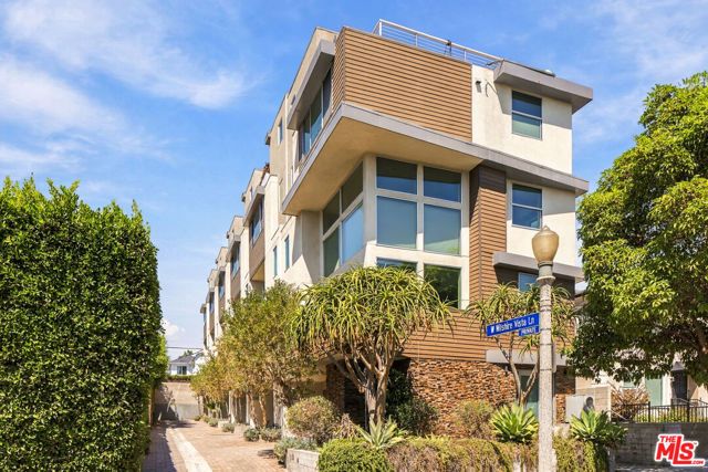 5411 W Wilshire Vista Lane, Los Angeles, CA 90019