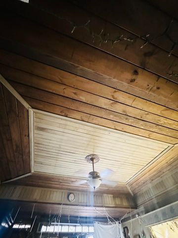 2205 Old Salem Road, London, KY 40741