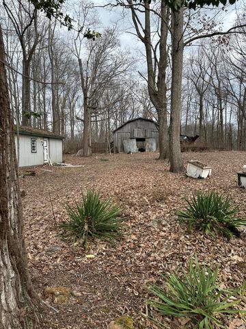2205 Old Salem Road, London, KY 40741