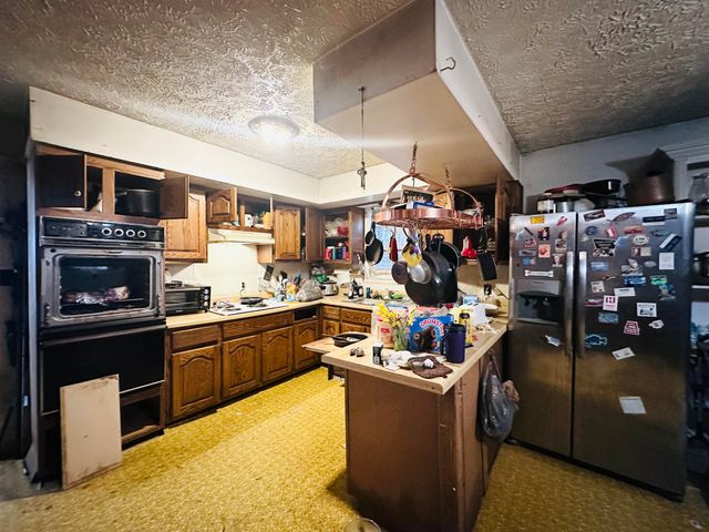 2205 Old Salem Road, London, KY 40741