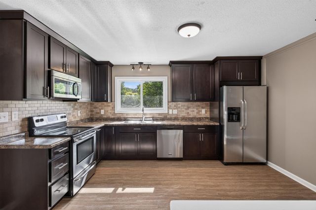 3948 Cinnabar Drive, Eagan, MN 55122