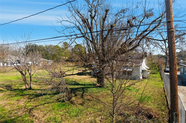 7512 Van Ness Street, Houston, TX 77037