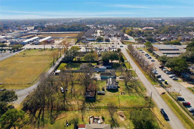 7512 Van Ness Street, Houston, TX 77037