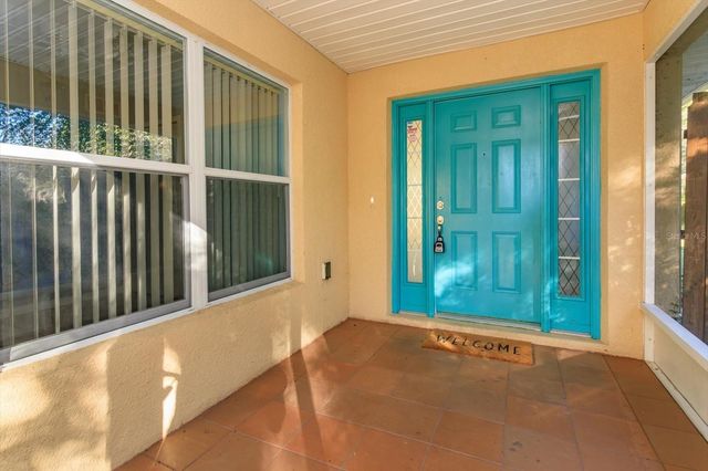 310 W BERCKMAN STREET, Fruitland Park, FL 34731