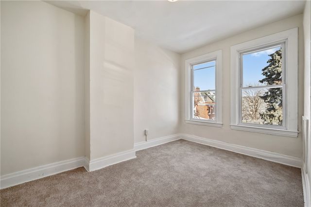 8 Edith Place, Oakland, PA 15213