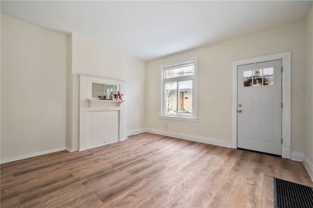 8 Edith Place, Oakland, PA 15213