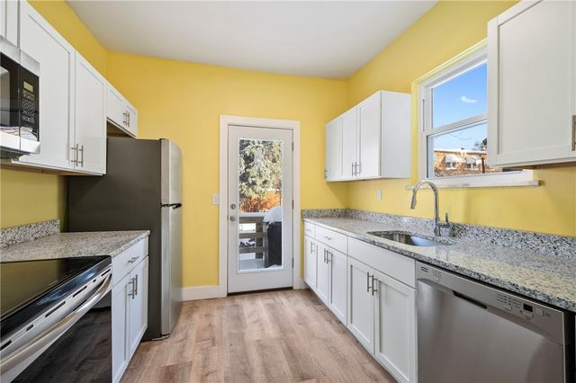 8 Edith Place, Oakland, PA 15213