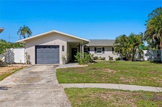 529 59TH WAY S, St Petersburg, FL 33707