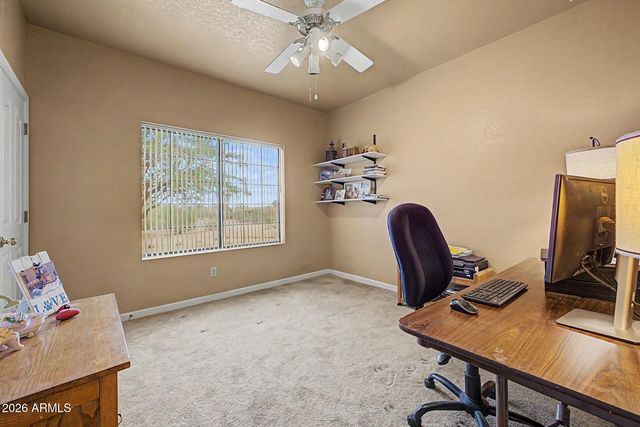 39949 N CENTRAL Avenue, Phoenix, AZ 85086