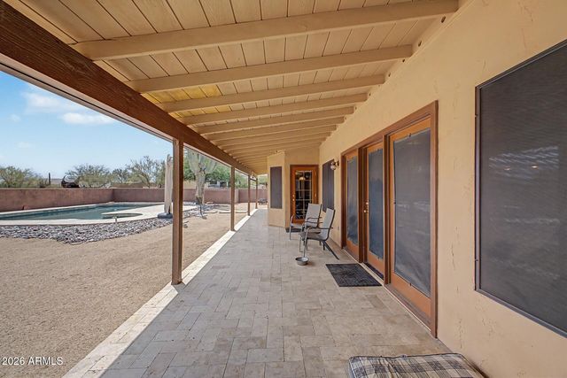 39949 N CENTRAL Avenue, Phoenix, AZ 85086