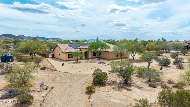 39949 N CENTRAL Avenue, Phoenix, AZ 85086