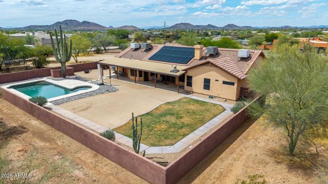 39949 N CENTRAL Avenue, Phoenix, AZ 85086