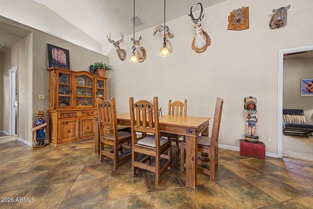 39949 N CENTRAL Avenue, Phoenix, AZ 85086