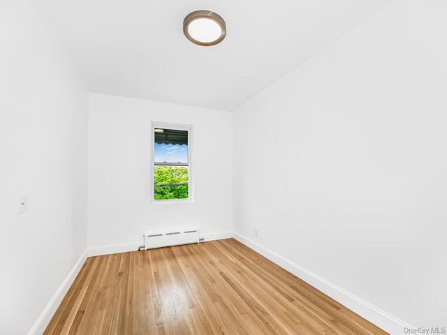 2803 Gunther Avenue, Bronx, NY 10469