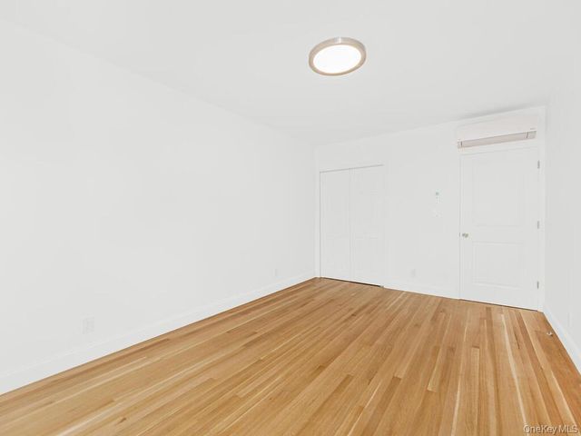 2803 Gunther Avenue, Bronx, NY 10469