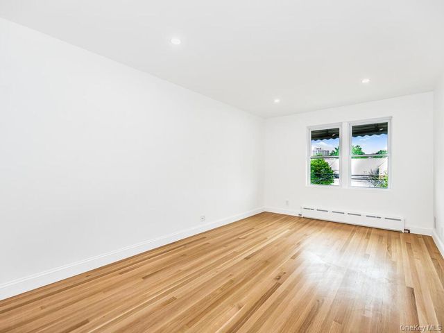 2803 Gunther Avenue, Bronx, NY 10469