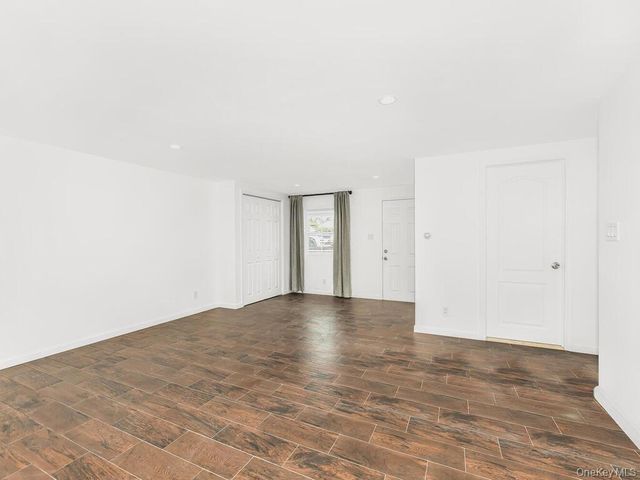 2803 Gunther Avenue, Bronx, NY 10469