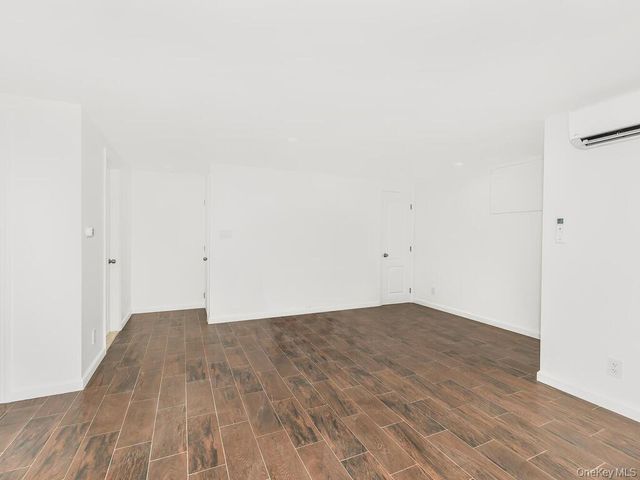 2803 Gunther Avenue, Bronx, NY 10469