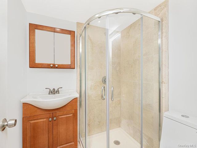 2803 Gunther Avenue, Bronx, NY 10469