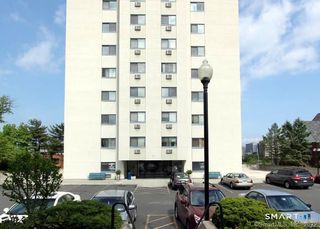 51 Schuyler Avenue APT 6G, Stamford, CT 06902