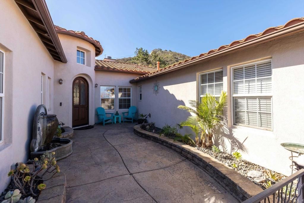 642 Via Del Campo, San Marcos, CA 92078 — photo 4