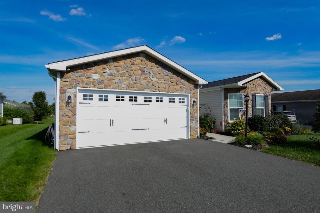 45 CORMORANT DR, BECHTELSVILLE, PA 19505 — photo 3