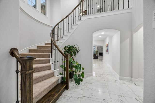 501 Winehart Street, Lewisville, TX 75056