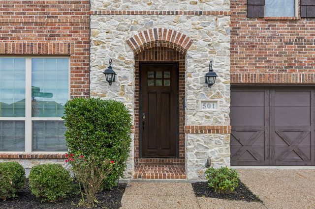 501 Winehart Street, Lewisville, TX 75056