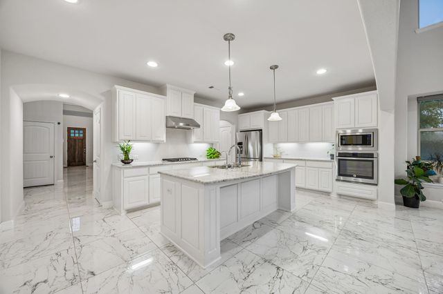 501 Winehart Street, Lewisville, TX 75056