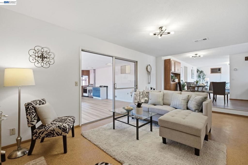 Image 12 of property listing at 6440 Lotus Ct, Newark, CA 94560