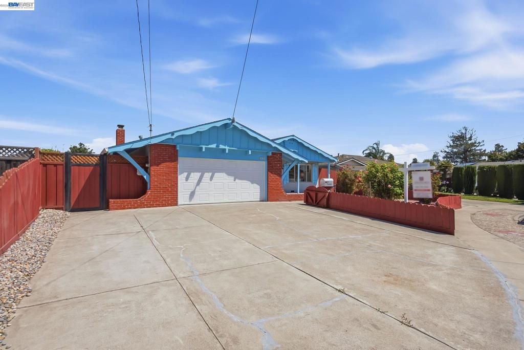 Image 27 of property listing at 6440 Lotus Ct, Newark, CA 94560