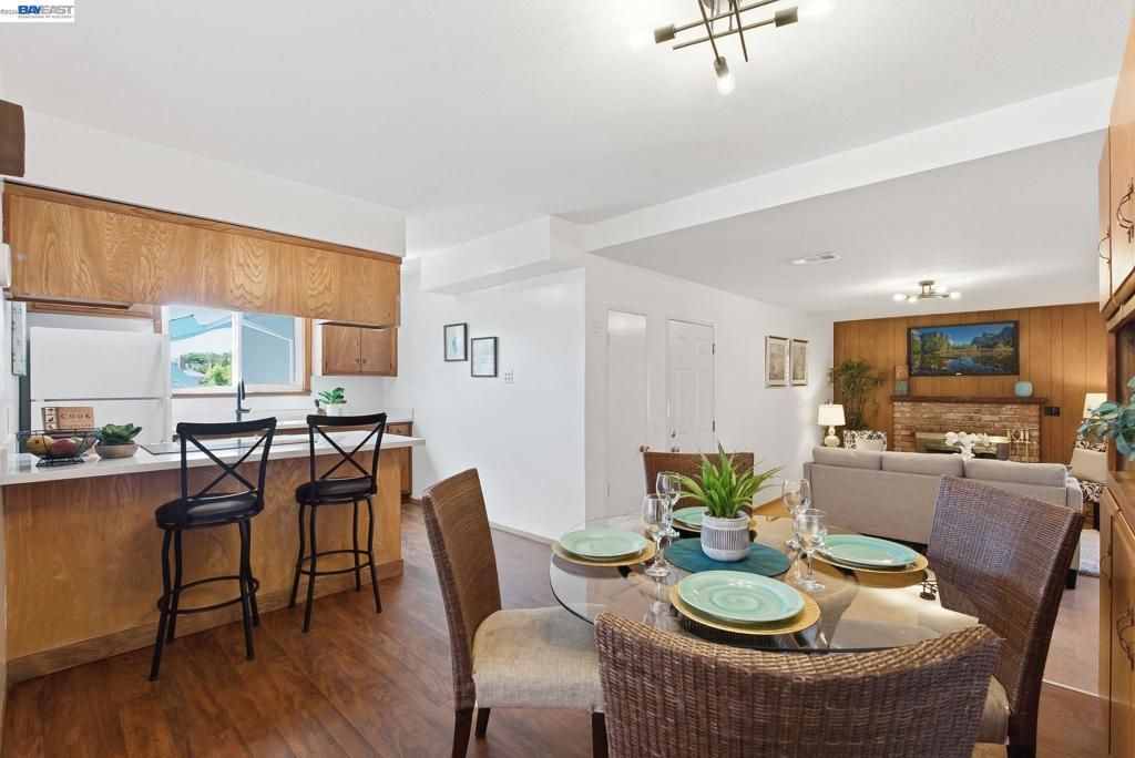 Image 4 of property listing at 6440 Lotus Ct, Newark, CA 94560